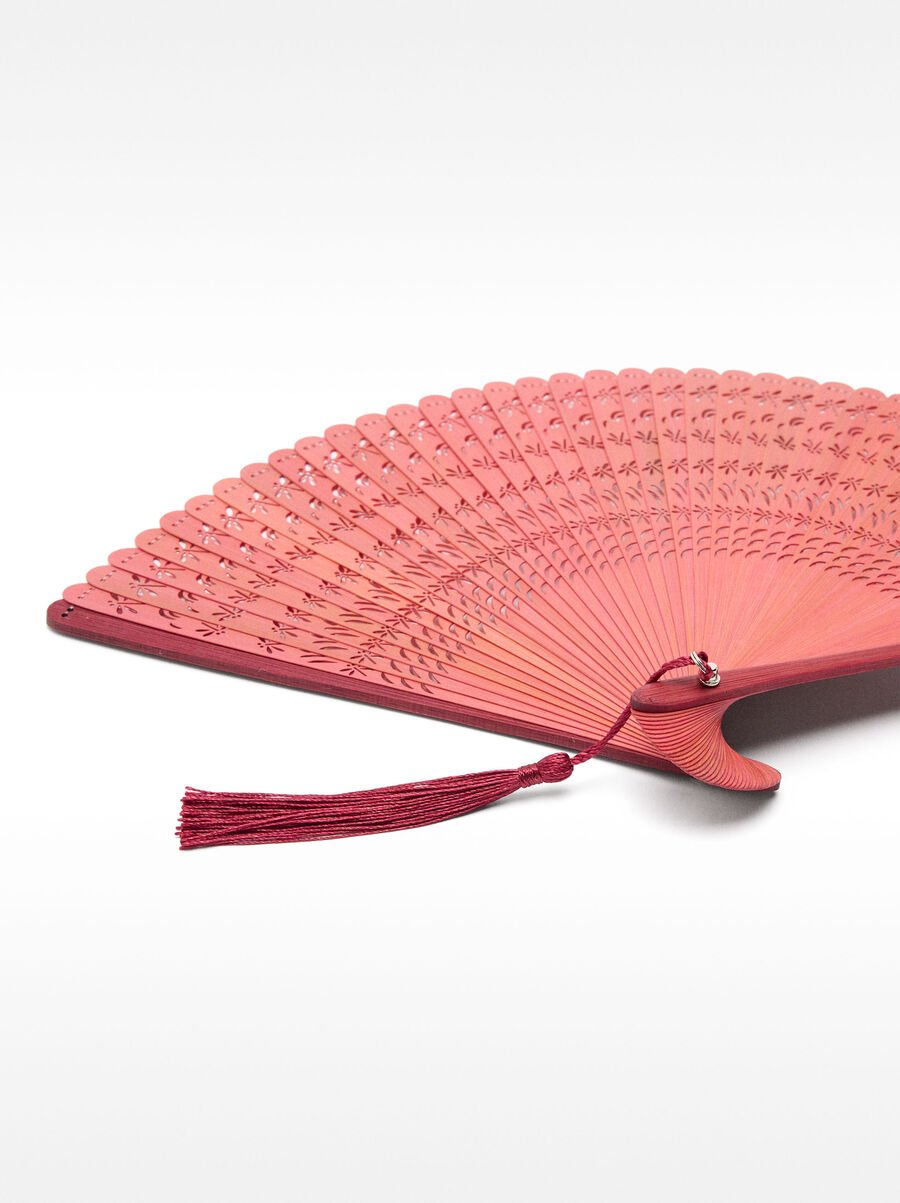 Bamboo dragonfly fan