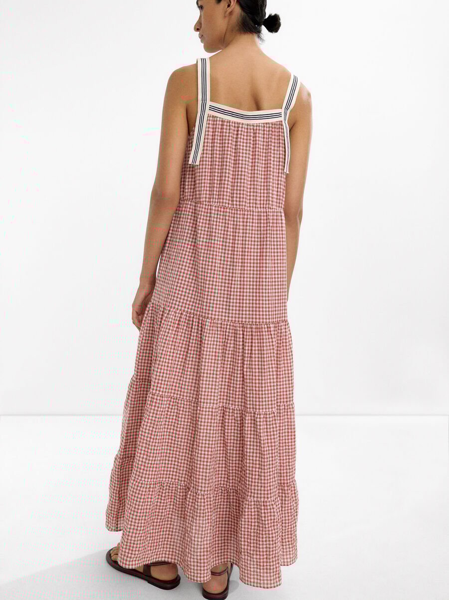 Long dress with ruffles