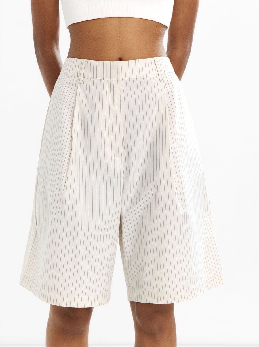 Striped Bermuda shorts with pleats