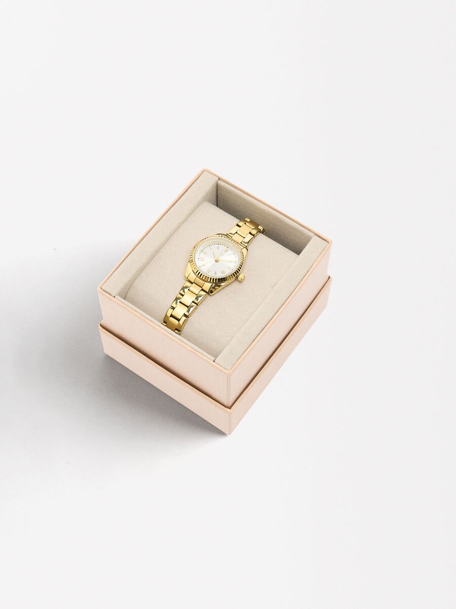 Watch with stainless steel wristband