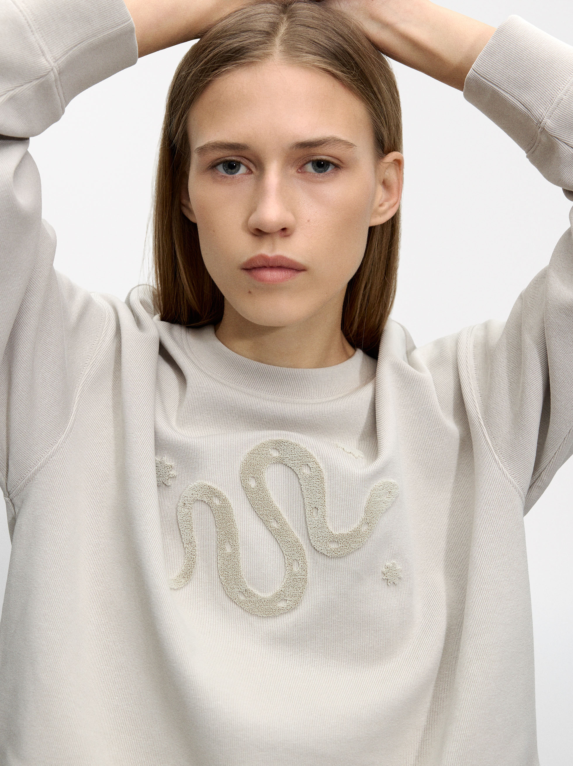 Cotton sweatshirt with patch image number 4.0